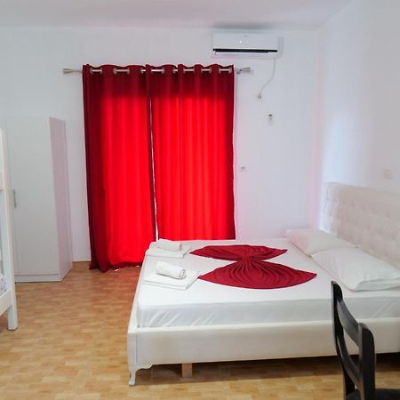 Vila Relax Ksamil Esterno foto