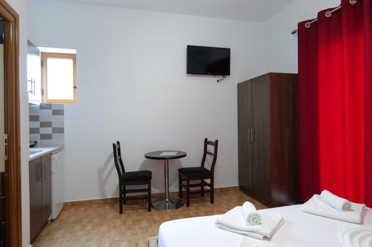 Vila Relax Ksamil Esterno foto