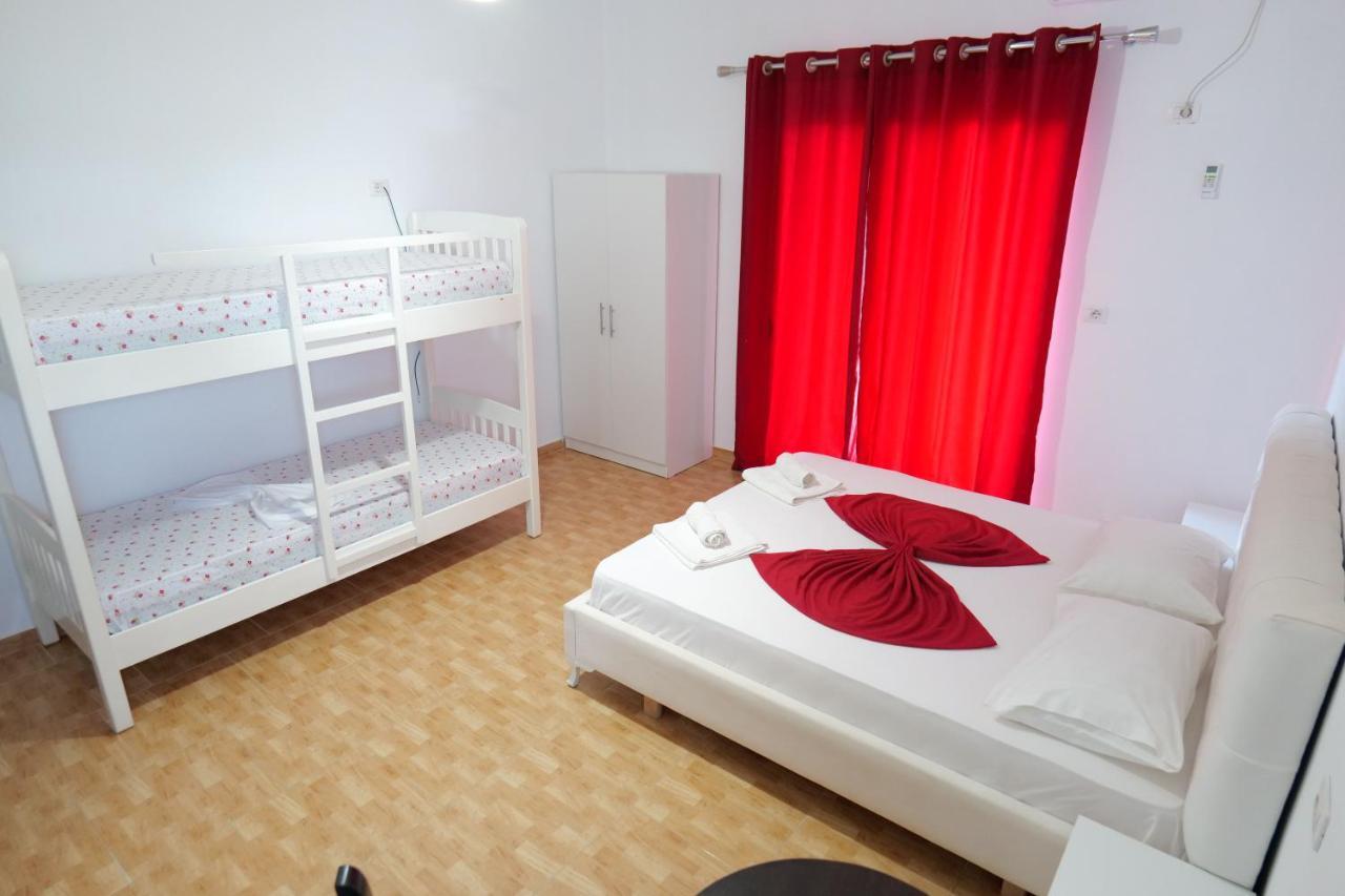 Vila Relax Ksamil Esterno foto