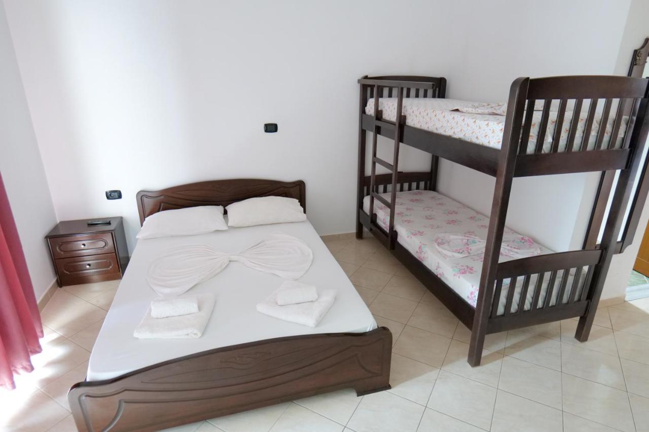 Vila Relax Ksamil Esterno foto